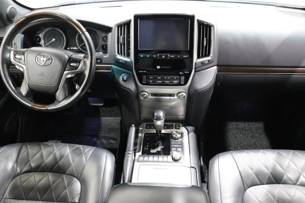 Toyota Land Cruiser 200 Series Рестайлинг 2 Иркутск  - изображение 16