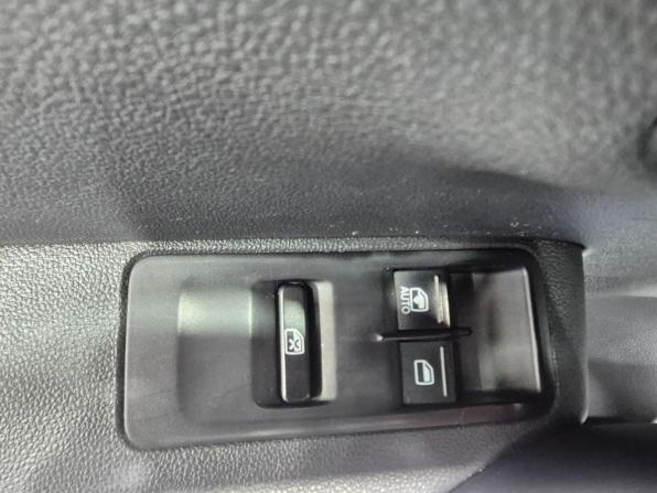 Volkswagen Polo V Рестайлинг с пробегом 2015 года, цена 965 000 рублей, 164800 км, седан, Автокод Объявления