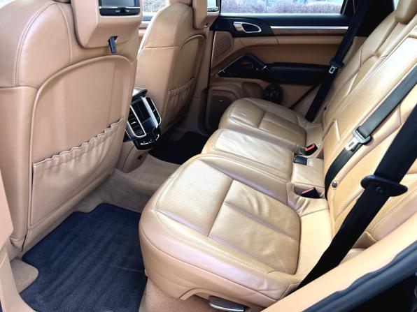 Porsche Cayenne II (958) с пробегом 2010 года, цена 2 290 000 рублей, 131542 км, внедорожник, Автокод Объявления