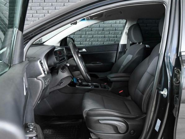 Kia Sportage IV Рестайлинг с пробегом 2018 года, цена 2 300 000 рублей, 140965 км, внедорожник, Автокод Объявления