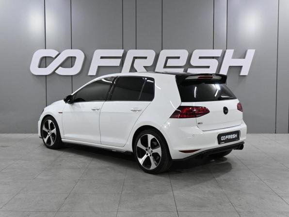 Volkswagen Golf VII с пробегом 2015 года, цена 1 409 000 рублей, 163640 км, хэтчбек, Автокод Объявления