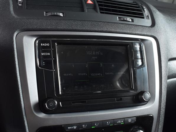 Skoda Octavia II (A5) Рестайлинг с пробегом 2010 года, цена 825 995 рублей, 283335 км, лифтбек, Автокод Объявления