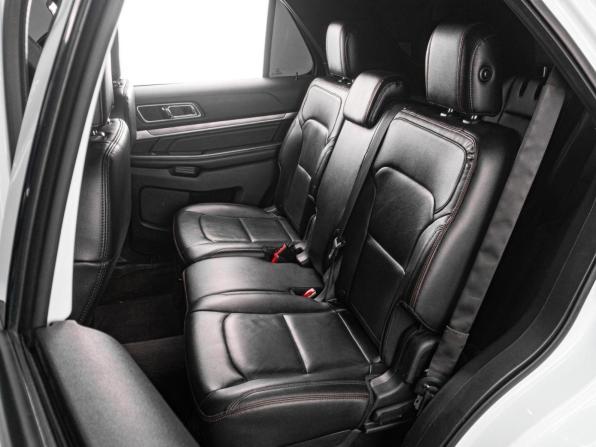 Ford Explorer V Рестайлинг с пробегом 2016 года, цена 2 899 000 рублей, 208054 км, внедорожник, Автокод Объявления
