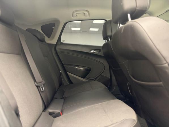 Opel Astra J с пробегом 2011 года, цена 699 000 рублей, 108931 км, хэтчбек, Автокод Объявления