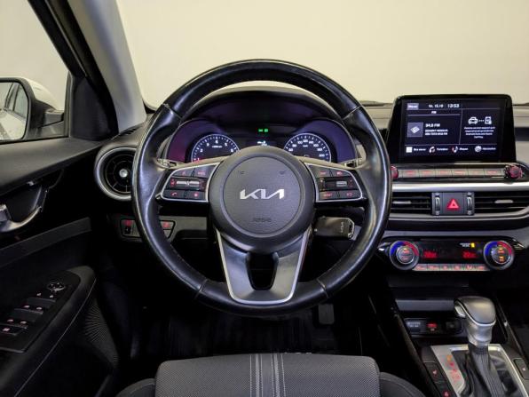 Kia Cerato IV Рестайлинг с пробегом 2021 года, цена 1 950 000 рублей, 80754 км, седан, Автокод Объявления