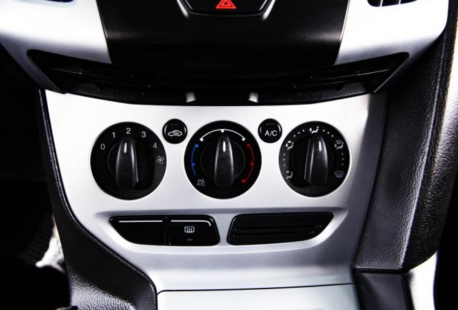Ford Focus III с пробегом 2013 года, цена 699 000 рублей, 260000 км, универсал, Автокод Объявления