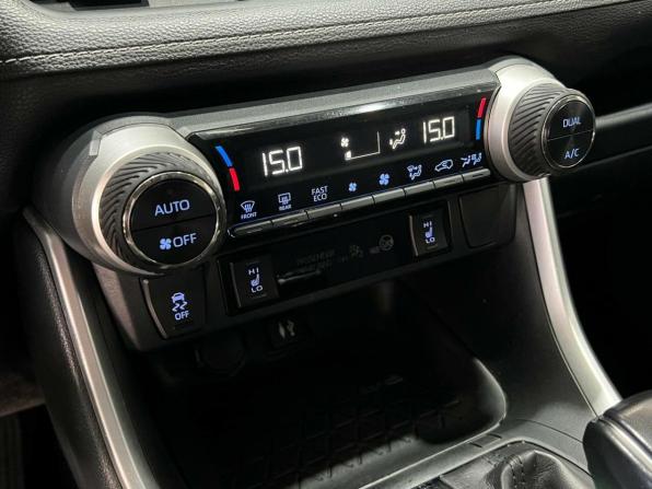 Toyota RAV4 V (XA50) с пробегом 2020 года, цена 2 450 000 рублей, 255413 км, внедорожник, Автокод Объявления