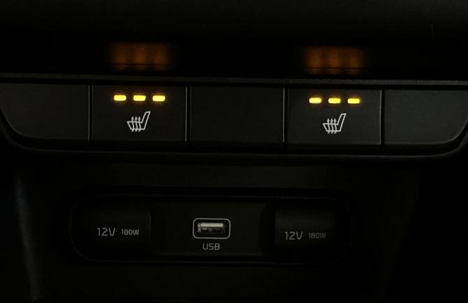 Kia Sportage IV Рестайлинг с пробегом 2019 года, цена 1 650 000 рублей, 244259 км, внедорожник, Автокод Объявления