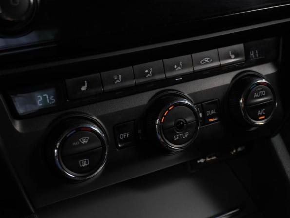 Skoda Octavia III (A7) с пробегом 2014 года, цена 1 369 000 рублей, 171061 км, лифтбек, Автокод Объявления