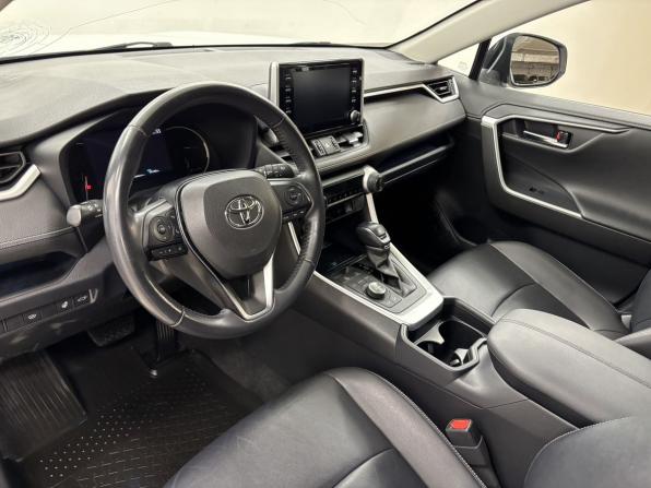 Toyota RAV4 V (XA50) с пробегом 2020 года, цена 3 250 000 рублей, 99747 км, внедорожник, Автокод Объявления