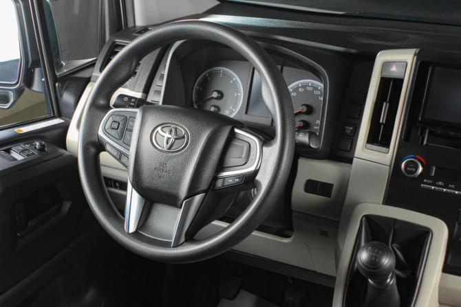 Toyota HiAce H300 с пробегом 2021 года, цена 5 149 000 рублей, 151000 км, минивэн, Автокод Объявления