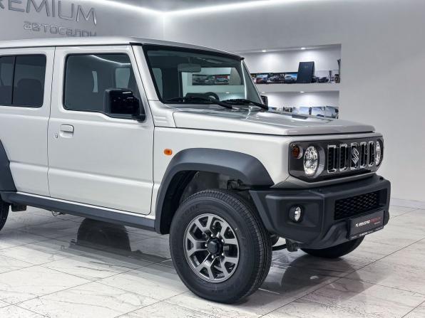 Suzuki Jimny IV с пробегом 2025 года, цена 3 650 000 рублей, 614 км, внедорожник, Автокод Объявления