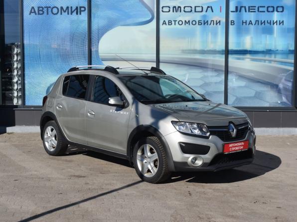 Renault Sandero II с пробегом 2015 года, цена 770 000 рублей, 133557 км, хэтчбек, Автокод Объявления