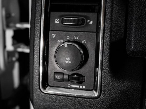Dodge RAM IV (DS/DJ) с пробегом 2013 года, цена 3 780 000 рублей, 194324 км, offers.body_type.unknown, Автокод Объявления