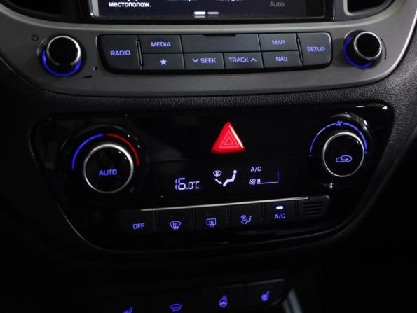 Hyundai Solaris II с пробегом 2018 года, цена 1 450 000 рублей, 162415 км, седан, Автокод Объявления