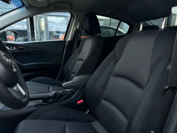 Mazda 3 III (BM) с пробегом 2013 года, цена 999 000 рублей, 256795 км, седан, Автокод Объявления