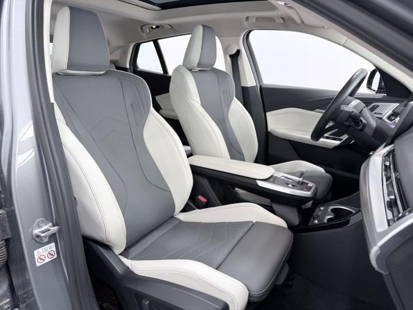 BMW X2 II (U10) с пробегом 2024 года, цена 5 400 000 рублей, 3313 км, внедорожник, Автокод Объявления