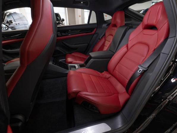 Porsche Panamera III с пробегом 2024 года, цена 14 200 000 рублей, 9175 км, лифтбек, Автокод Объявления