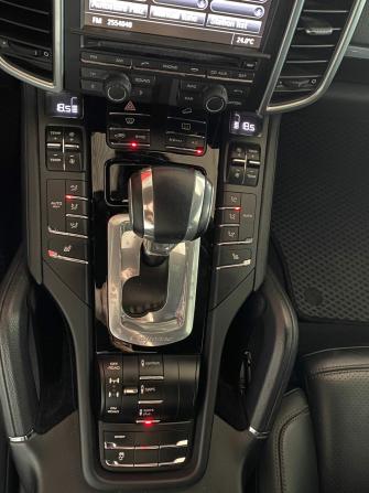 Porsche Cayenne II Рестайлинг (958) с пробегом 2015 года, цена 4 320 000 рублей, 62000 км, внедорожник, Автокод Объявления