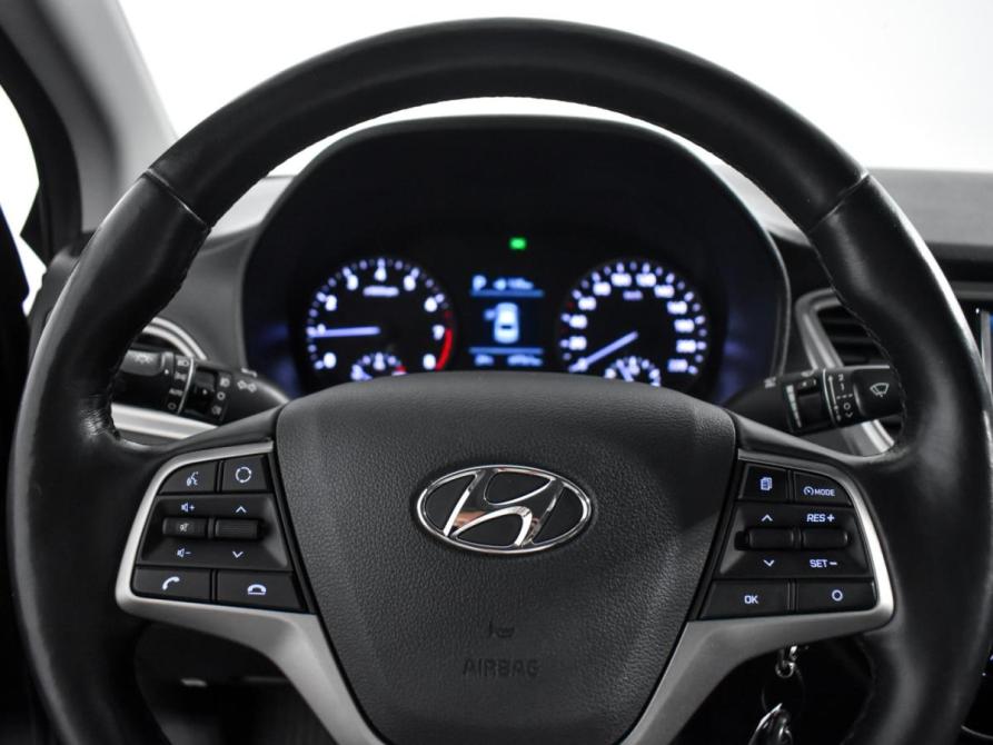 Hyundai Solaris II Санкт-Петербург  - изображение 16