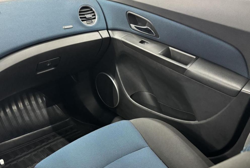 Chevrolet Cruze I Рестайлинг Екатеринбург  - изображение 18