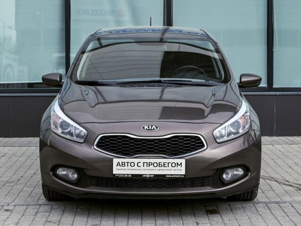 Kia Ceed II с пробегом 2015 года, цена 1 345 000 рублей, 142000 км, хэтчбек, Автокод Объявления