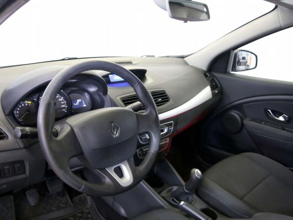 Renault Fluence I с пробегом 2010 года, цена 499 000 рублей, 210117 км, седан, Автокод Объявления