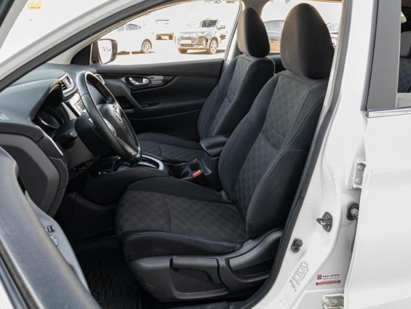 Nissan Qashqai II с пробегом 2017 года, цена 1 598 000 рублей, 121328 км, внедорожник, Автокод Объявления