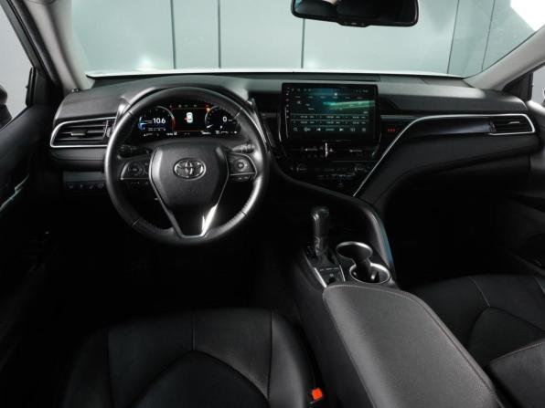 Toyota Camry VIII (XV70) Рестайлинг с пробегом 2023 года, цена 3 699 000 рублей, 48665 км, седан, Автокод Объявления