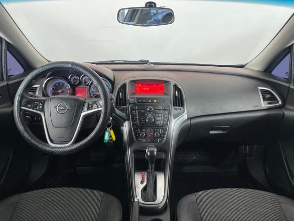 Opel Astra J Рестайлинг с пробегом 2012 года, цена 715 000 рублей, 191500 км, хэтчбек, Автокод Объявления