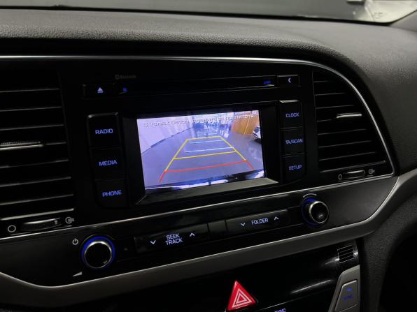Hyundai Elantra VI (AD) с пробегом 2018 года, цена 1 545 000 рублей, 120429 км, седан, Автокод Объявления
