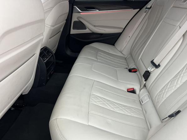 BMW 5 серии VII (G30/G31/G38) с пробегом 2019 года, цена 5 300 000 рублей, 46348 км, седан, Автокод Объявления