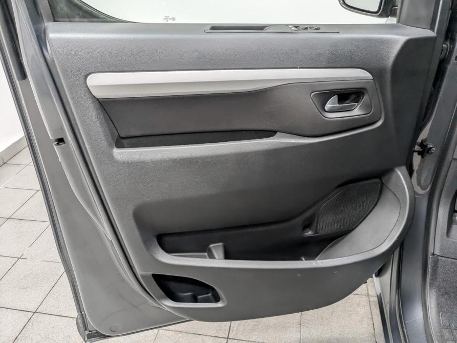 Opel Zafira Life I Москва  - изображение 19