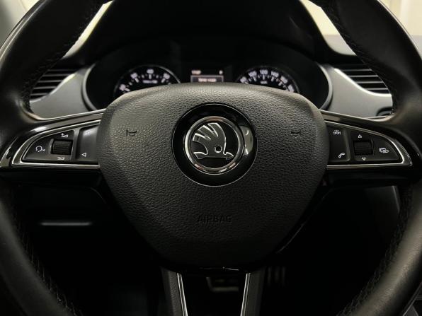 Skoda Octavia III (A7) с пробегом 2016 года, цена 1 550 000 рублей, 172251 км, лифтбек, Автокод Объявления