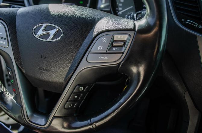 Hyundai Santa Fe III Рестайлинг с пробегом 2018 года, цена 2 350 000 рублей, 103000 км, внедорожник, Автокод Объявления