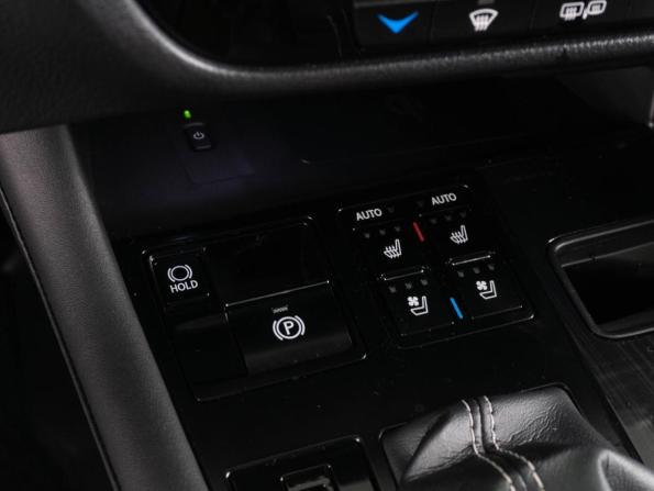 Lexus RX IV Рестайлинг с пробегом 2022 года, цена 7 629 000 рублей, 654 км, внедорожник, Автокод Объявления