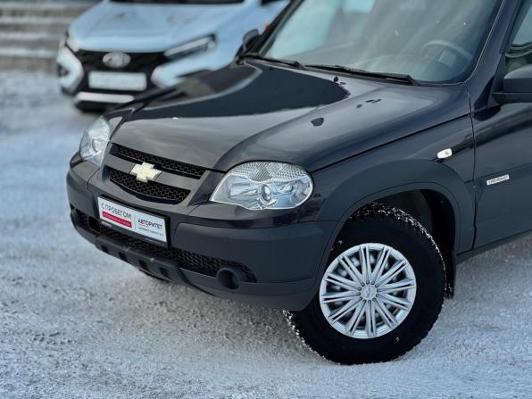 Chevrolet Niva I Рестайлинг с пробегом 2017 года, цена 729 000 рублей, 89143 км, внедорожник, Автокод Объявления