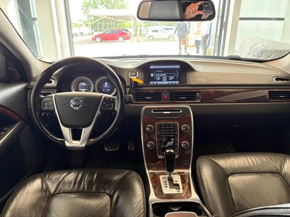 Volvo XC70 II с пробегом 2011 года, цена 1 357 900 рублей, 233983 км, универсал, Автокод Объявления