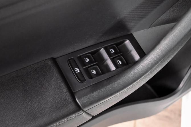 Skoda Rapid II с пробегом 2021 года, цена 1 700 000 рублей, 112909 км, лифтбек, Автокод Объявления