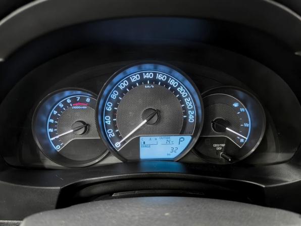 Toyota Corolla XI (E160 E170 E180) с пробегом 2013 года, цена 1 280 000 рублей, 288000 км, седан, Автокод Объявления