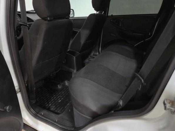 Chevrolet Niva I Рестайлинг с пробегом 2011 года, цена 450 000 рублей, 126197 км, внедорожник, Автокод Объявления