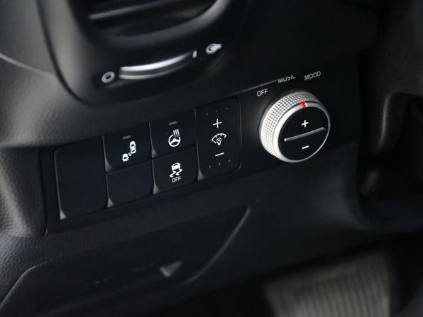 Kia Soul II Рестайлинг с пробегом 2018 года, цена 1 595 000 рублей, 99145 км, хэтчбек, Автокод Объявления