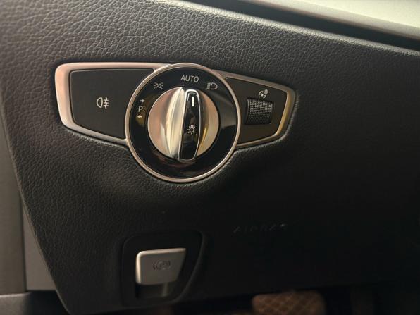 Mercedes-Benz E-Класс V (W213 S213 C238) с пробегом 2019 года, цена 2 349 900 рублей, 241522 км, седан, Автокод Объявления