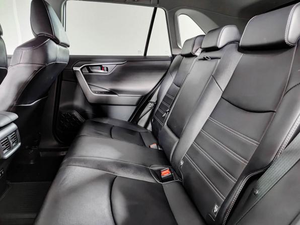 Toyota RAV4 V (XA50) с пробегом 2021 года, цена 3 650 000 рублей, 44200 км, внедорожник, Автокод Объявления
