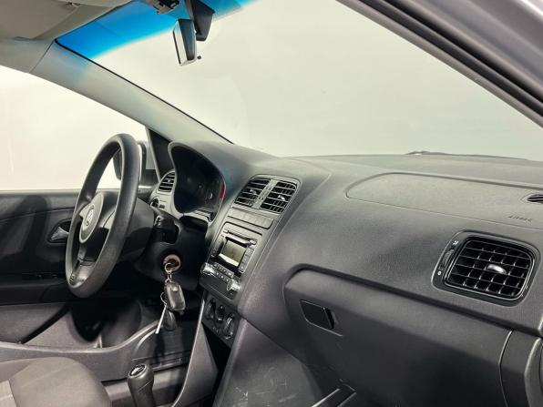 Volkswagen Polo V с пробегом 2011 года, цена 720 000 рублей, 81646 км, седан, Автокод Объявления