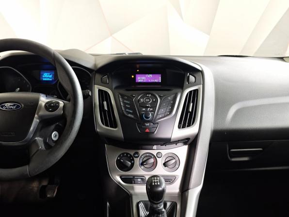 Ford Focus III с пробегом 2012 года, цена 589 000 рублей, 240100 км, универсал, Автокод Объявления