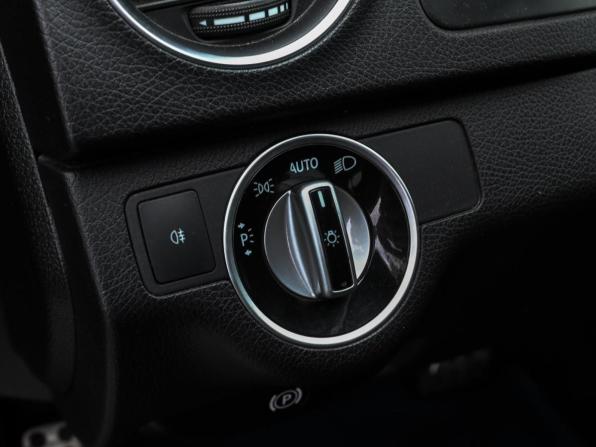 Mercedes-Benz C-Класс III (W204) Рестайлинг с пробегом 2012 года, цена 1 400 000 рублей, 202073 км, седан, Автокод Объявления
