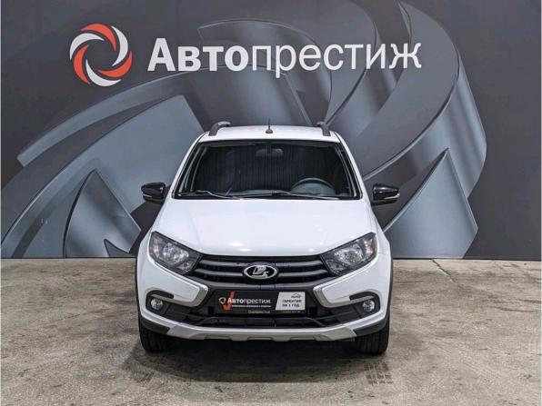 Lada (ВАЗ) Granta I Рестайлинг с пробегом 2022 года, цена 735 000 рублей, 60310 км, универсал, Автокод Объявления