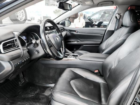 Toyota Camry VIII (XV70) с пробегом 2019 года, цена 2 650 000 рублей, 135456 км, седан, Автокод Объявления