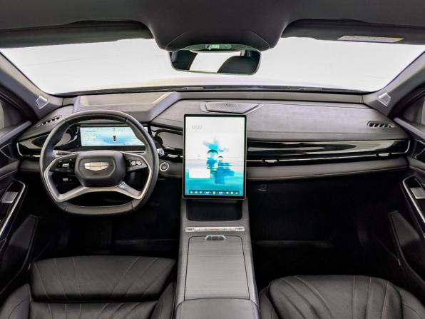 Geely Preface I с пробегом 2024 года, цена 2 595 000 рублей, 34621 км, седан, Автокод Объявления